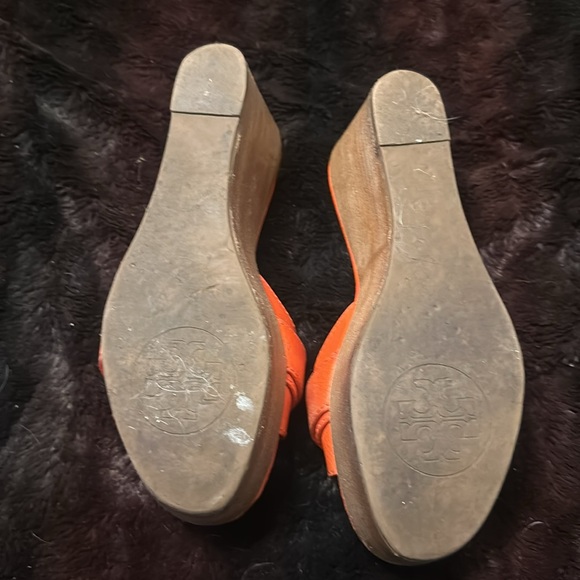 Authentic Tory Burch Elina Wedge Size 7 1/2 VGUC - Picture 5 of 7